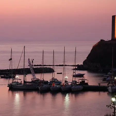 Kiwi Kastle Aparthotel