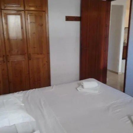 Kiwi Kastle Néa Fókaia