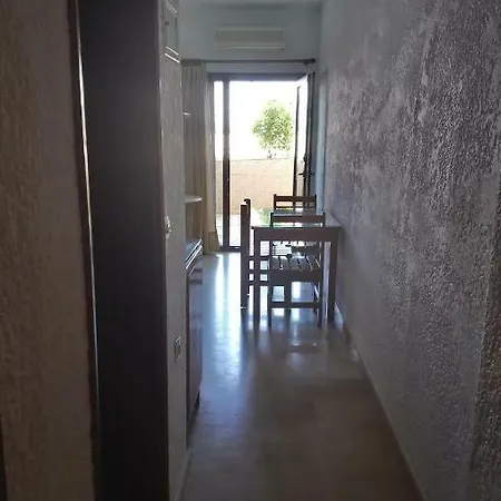 Kiwi Kastle Néa Fókaia