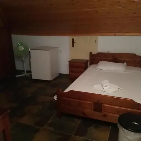 Lejlighedshotel Kiwi Kastle Néa Fókaia