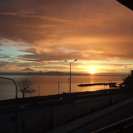 Kiwi Kastle Néa Fókaia